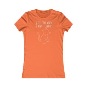 "I tell you when I want cuddles" Cat Dark Colours Variant T-Shirt